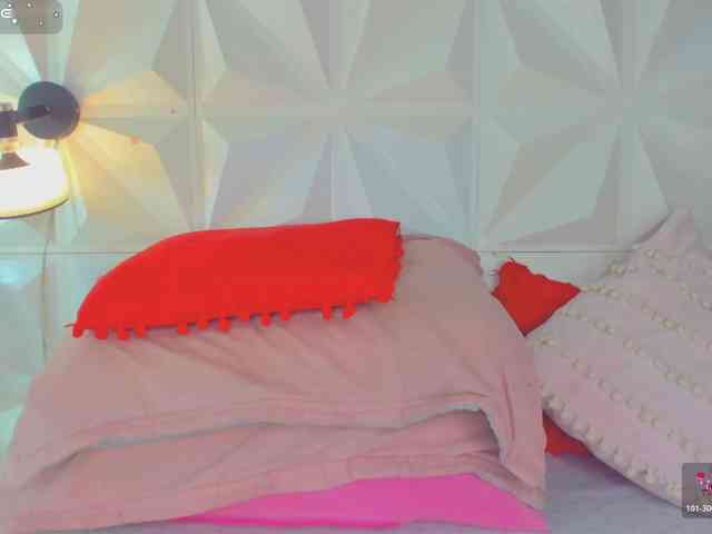 cutelatinaxxx webcam
