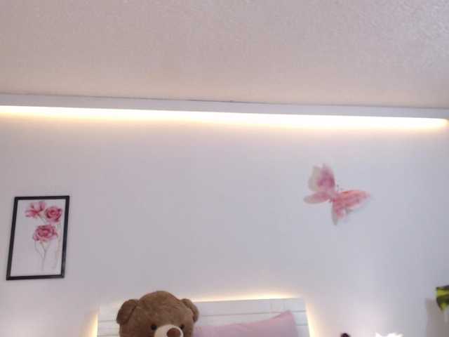 Joliet2 live cam on BongaCams