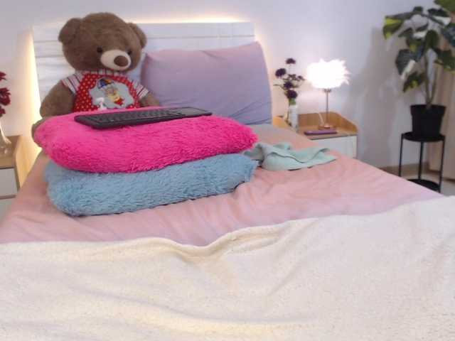 Joliet2 live cam on BongaCams