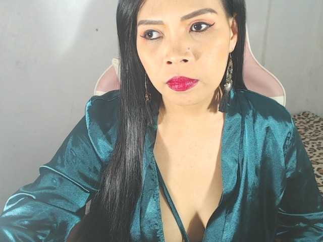 PinaySweetMommyxx live cam preview