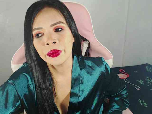 PinaySweetMommyxx webcam