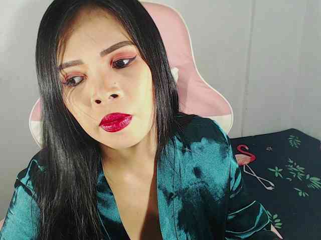 PinaySweetMommyxx webcam