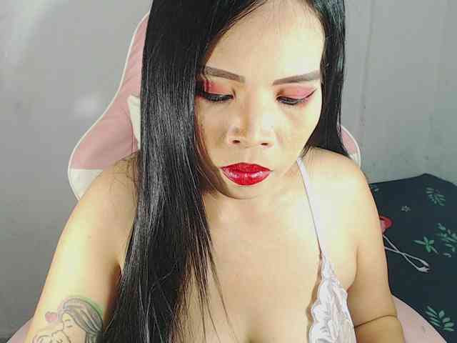 PinaySweetMommyxx webcam