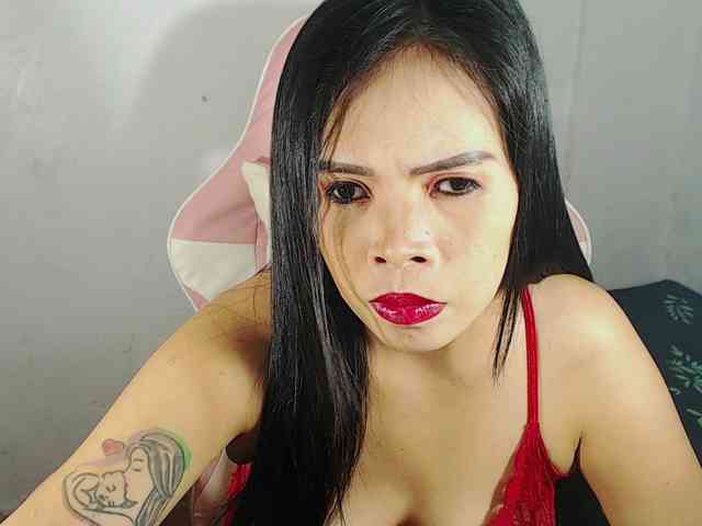 PinaySweetMommyxx webcam