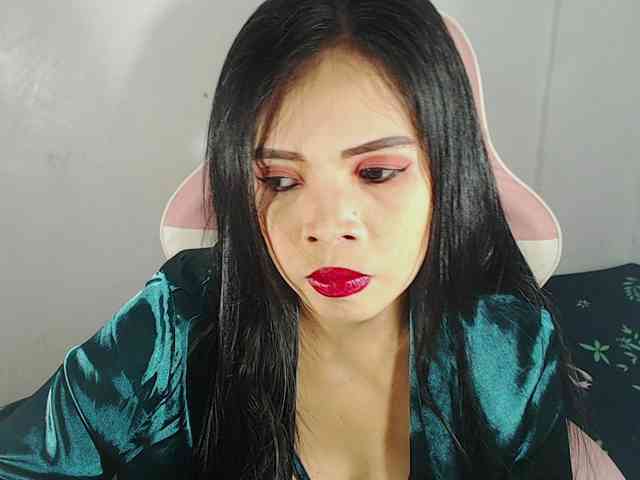 PinaySweetMommyxx webcam