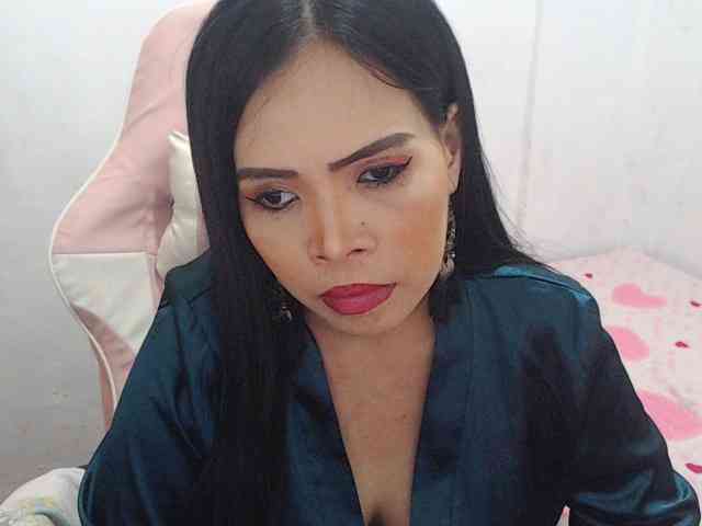 PinaySweetMommyxx webcam