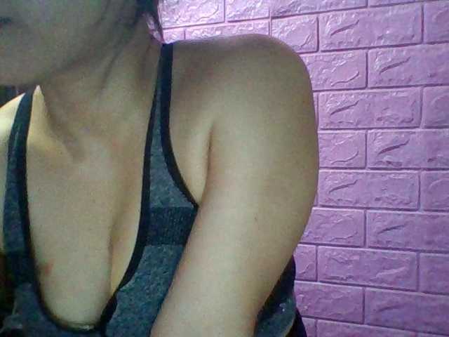 JangHi-22 — live female cam