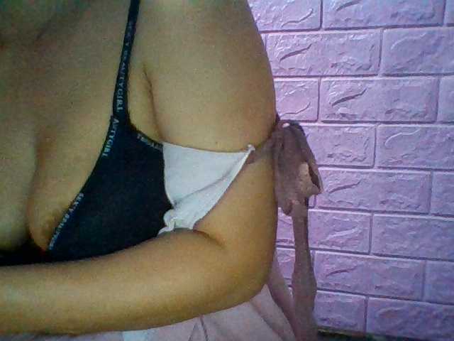 JangHi-22 live cam on BongaCams