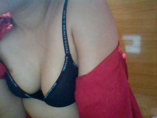 JangHi-22 live cam on BongaCams
