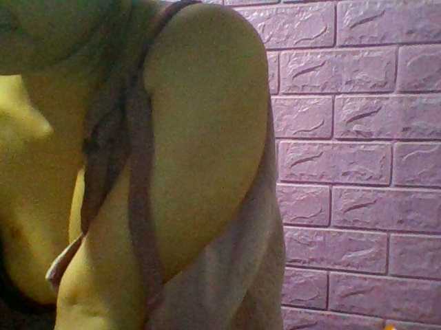 JangHi-22 live cam on BongaCams