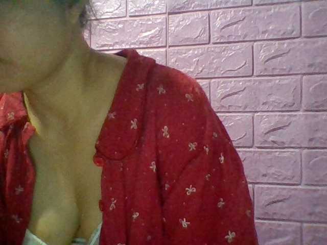 JangHi-22 live cam on BongaCams