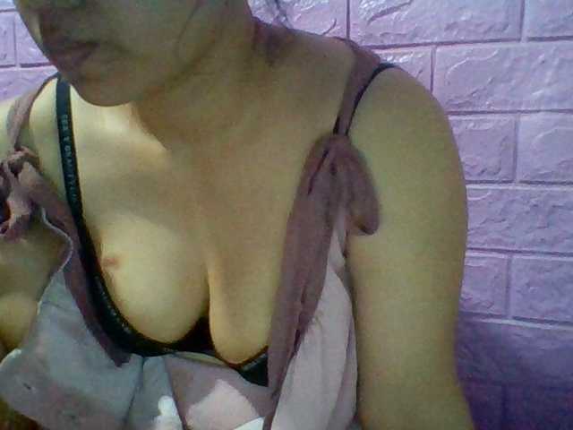 JangHi-22 live cam on BongaCams
