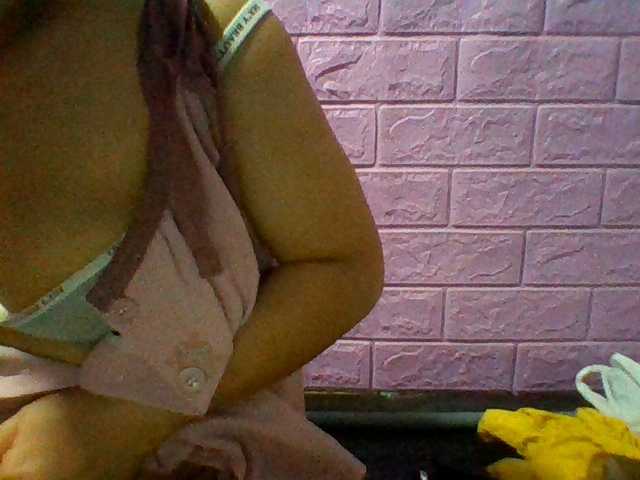 JangHi-22 live cam on BongaCams
