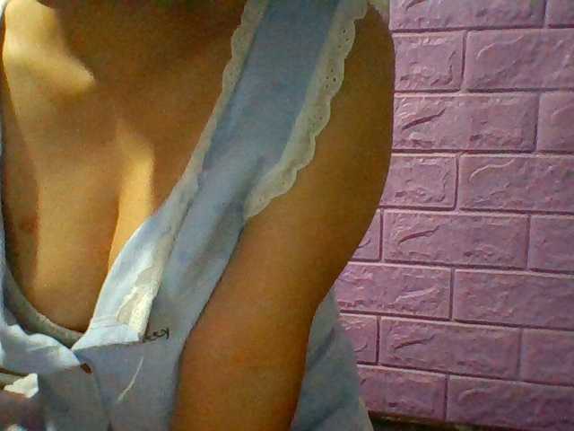JangHi-22 live cam on BongaCams