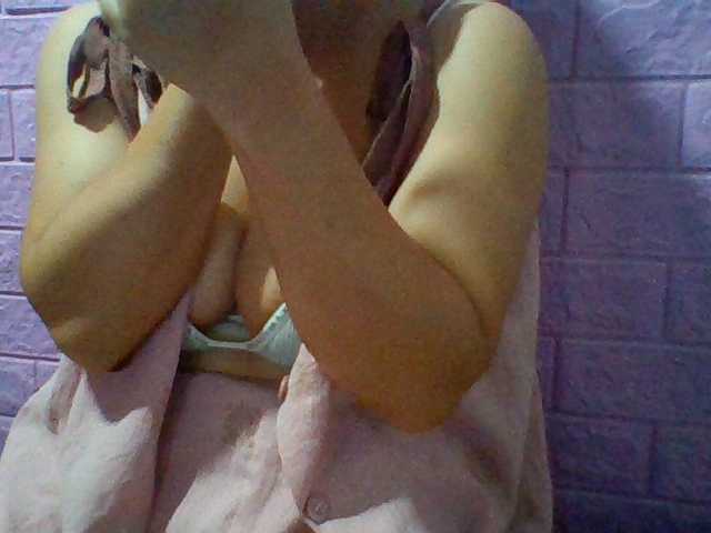 JangHi-22 live cam on BongaCams