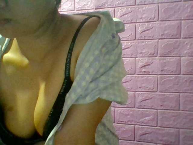 JangHi-22 live cam on BongaCams