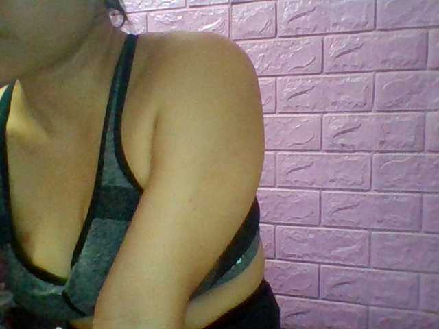 JangHi-22 live cam on BongaCams