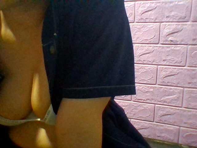 JangHi-22 live cam on BongaCams