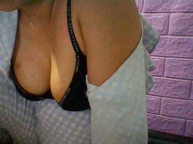JangHi-22 live cam on BongaCams