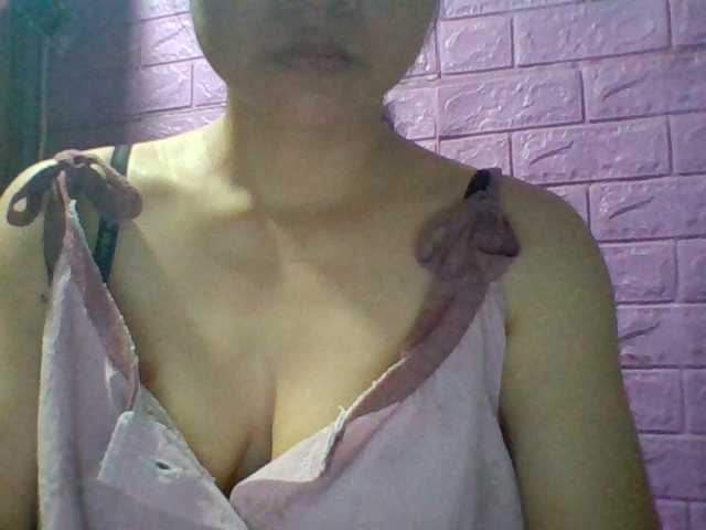 JangHi-22 live cam on BongaCams