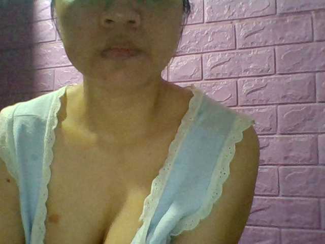 JangHi-22 live cam on BongaCams