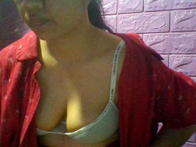 JangHi-22 live cam on BongaCams
