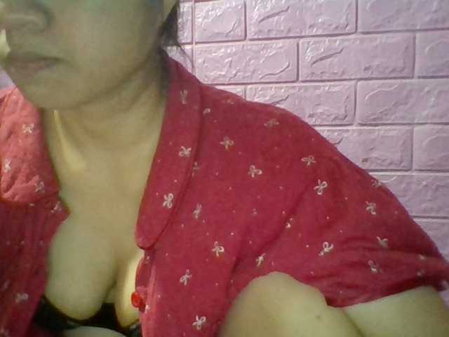 JangHi-22 live cam on BongaCams