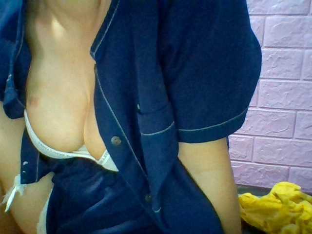 JangHi-22 live cam on BongaCams