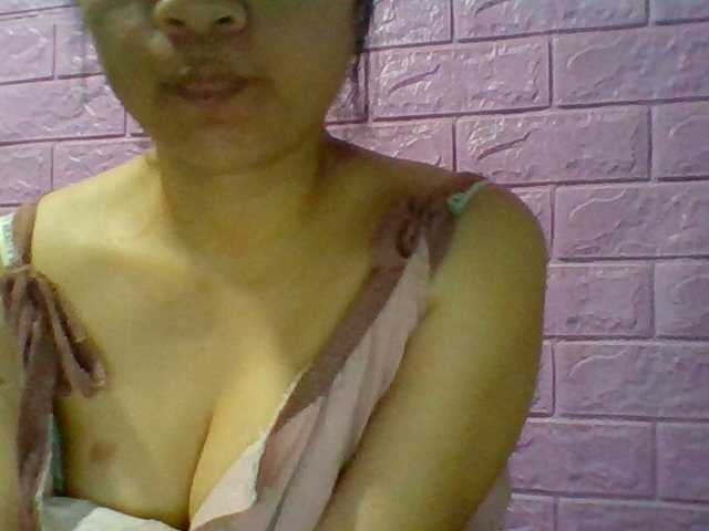 JangHi-22 live cam on BongaCams