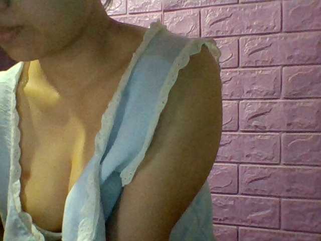 JangHi-22 live cam on BongaCams