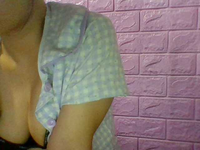 JangHi-22 live cam on BongaCams