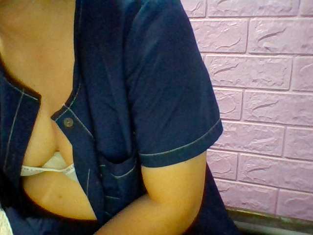 JangHi-22 live cam on BongaCams