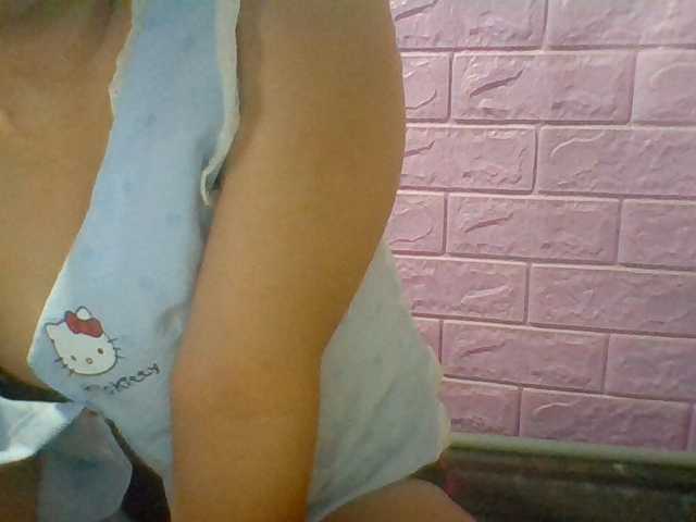 JangHi-22 live webcam show