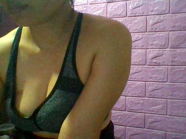 JangHi-22 live cam on BongaCams
