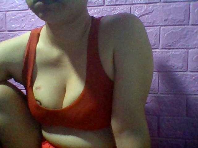 JangHi-22 live cam on BongaCams