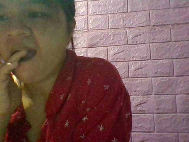 JangHi-22, en directo ahora en BongaCams