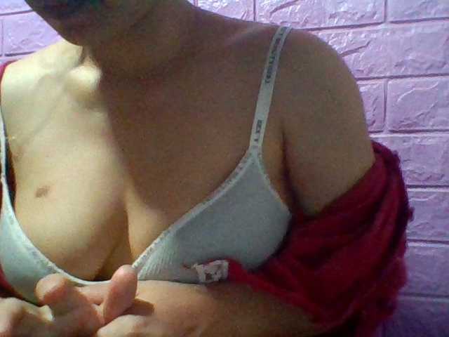 JangHi-22 live cam on BongaCams