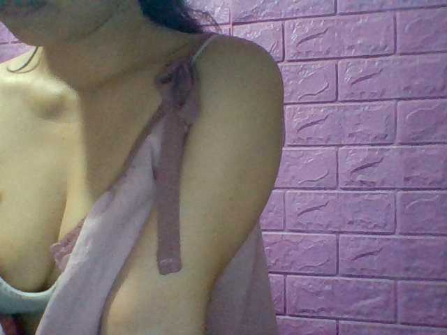 JangHi-22 live cam on BongaCams