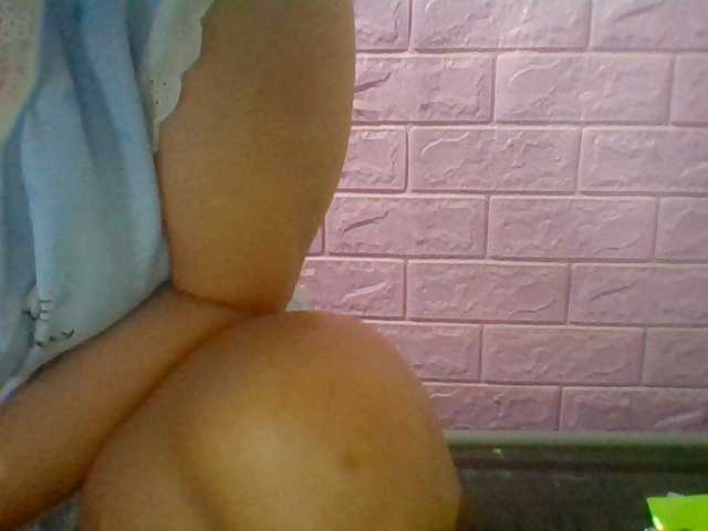 JangHi-22 live webcam show
