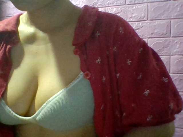 JangHi-22 live cam on BongaCams