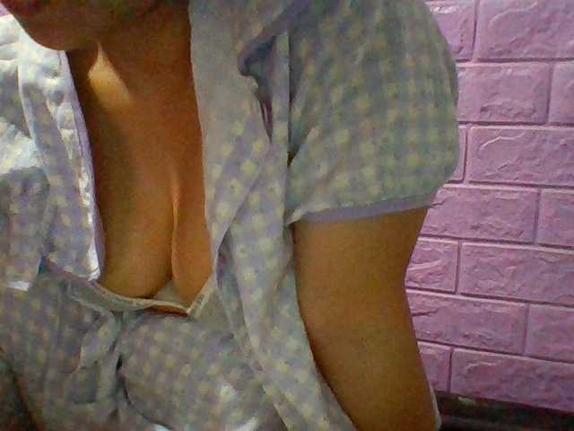 JangHi-22 live cam on BongaCams