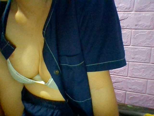 JangHi-22 live cam on BongaCams