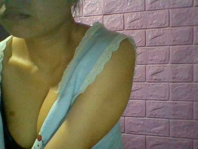 JangHi-22 live cam on BongaCams