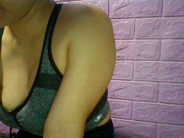 JangHi-22 live cam on BongaCams
