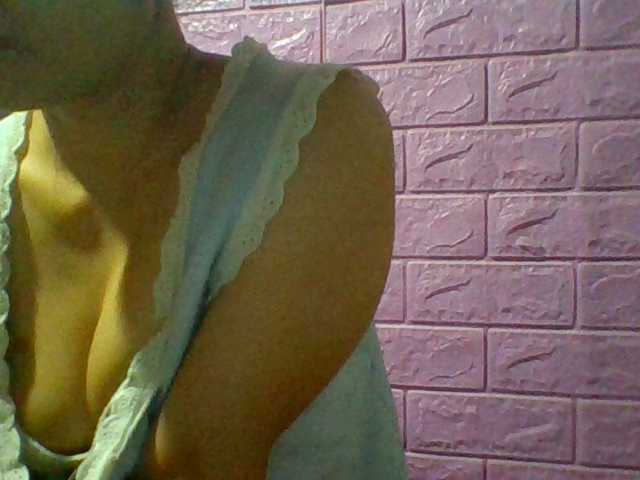 JangHi-22 live cam on BongaCams
