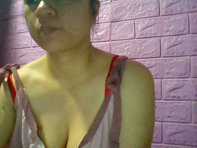 JangHi-22 live cam on BongaCams