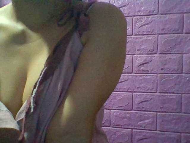 JangHi-22 live cam on BongaCams