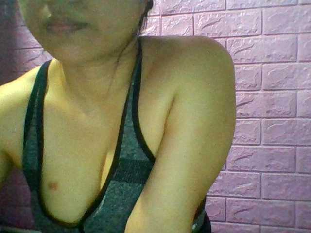 JangHi-22 — live female cam