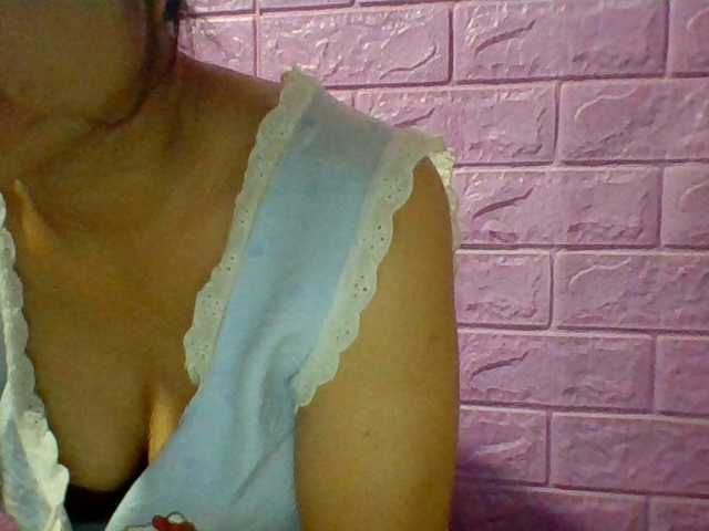 JangHi-22 live cam on BongaCams