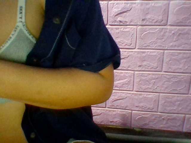 JangHi-22 live cam on BongaCams